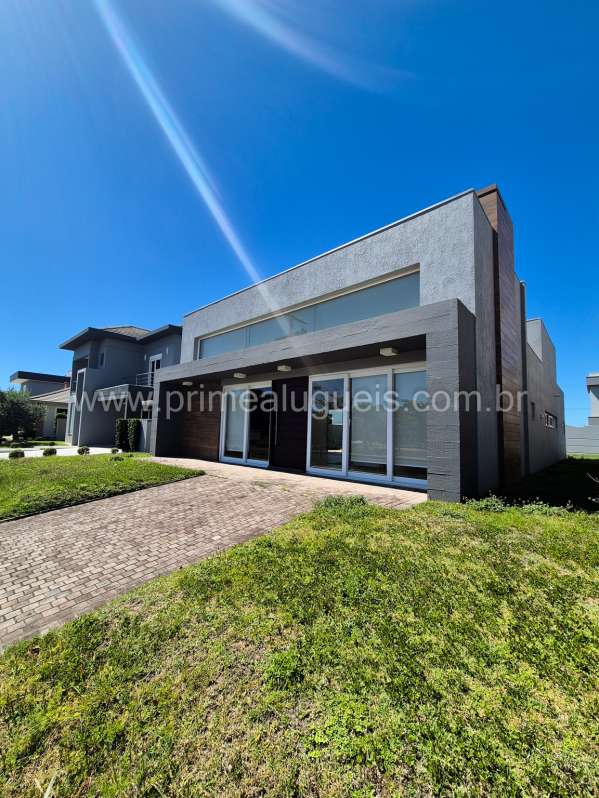 Disponível Final de Ano para aluguel, Centro em Xangri-lá | Ref.: 1840